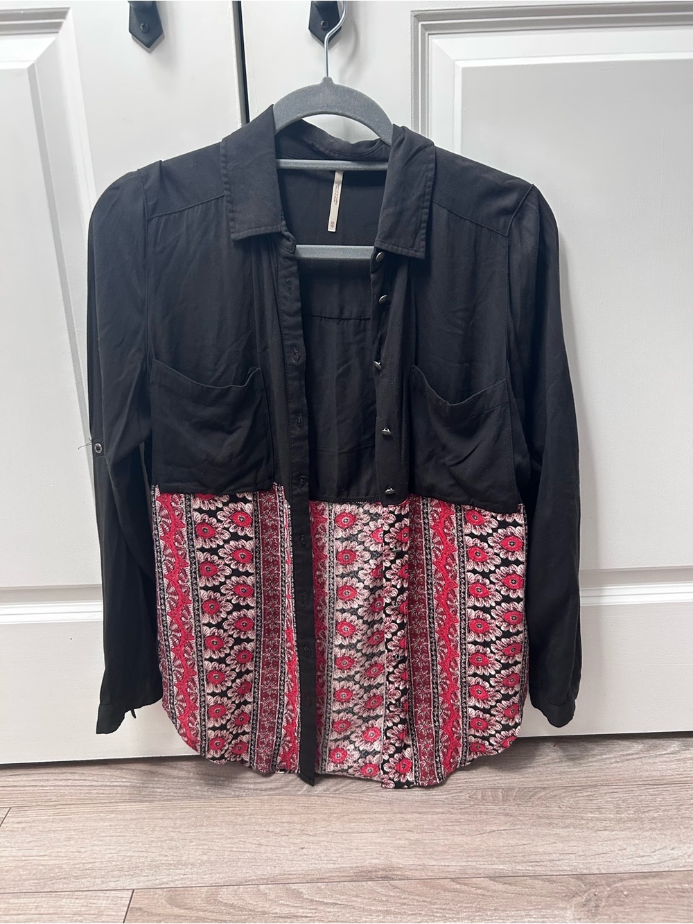 Free People Black Button-Down Shirt Red Floral Panel XS Front Pockets Boho Aztec
